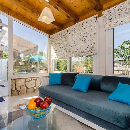 Gravosa Apartment *